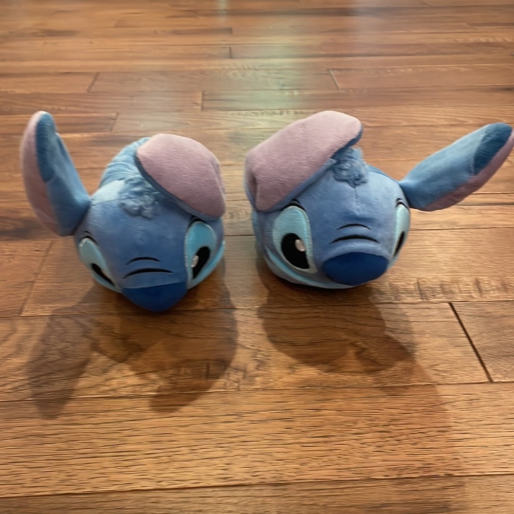 Disney Lilo & Stitch Slippers - Kids Size US 11/12
